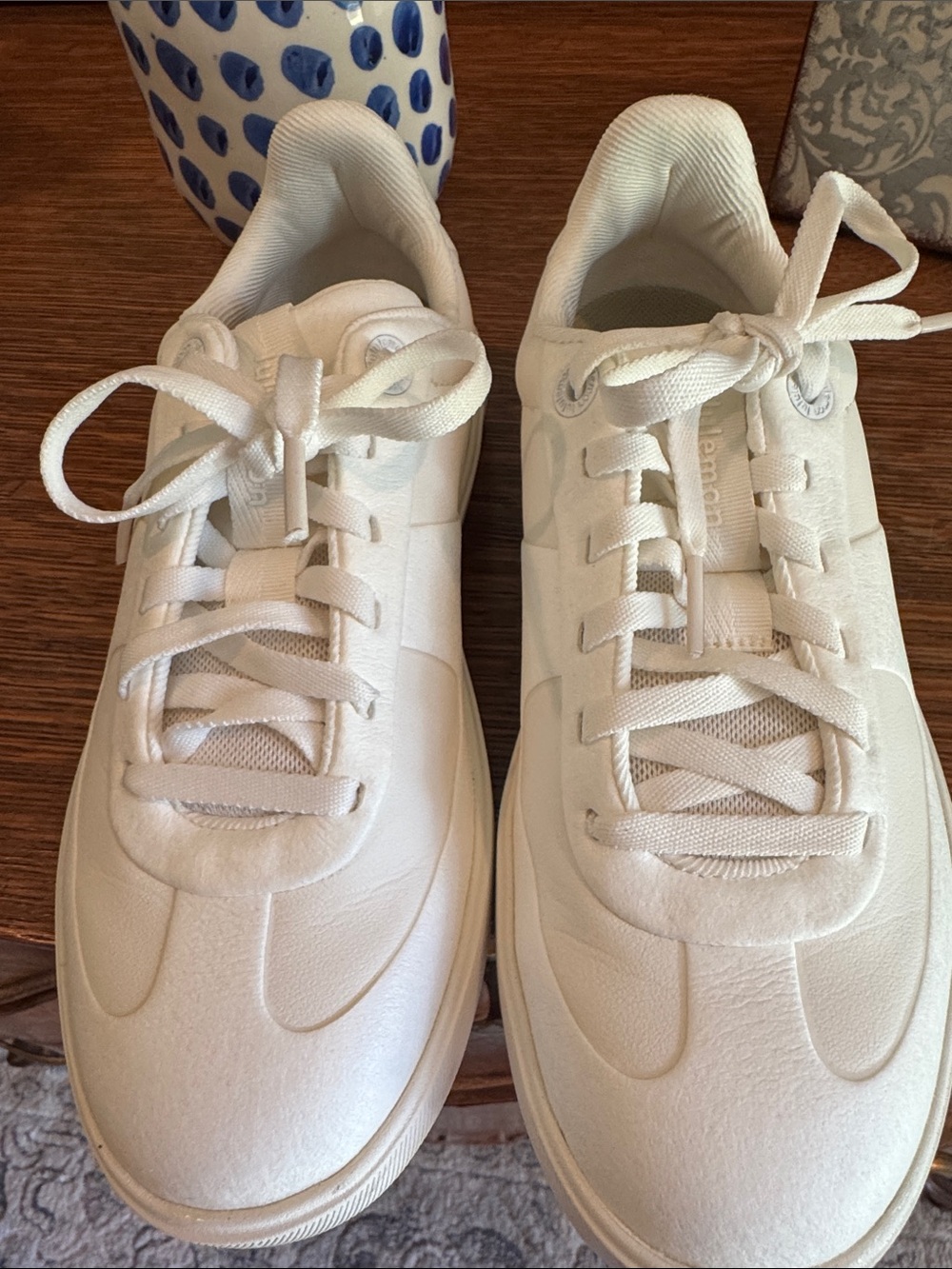 lululemon athletica city sleek White Women's Low-Top Sneakers